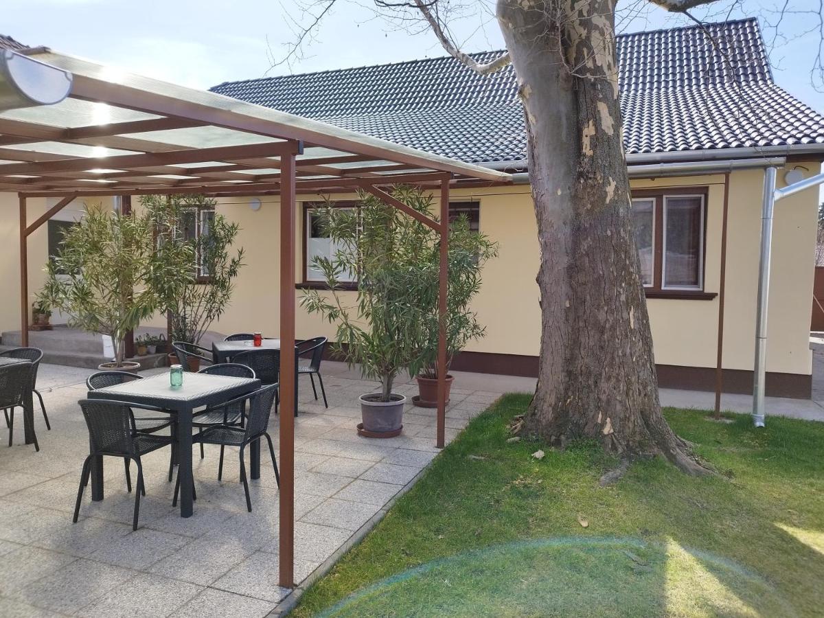 Tartos Szegfu Vendeghaz, Maganszallas Tazlar Екстериор снимка
