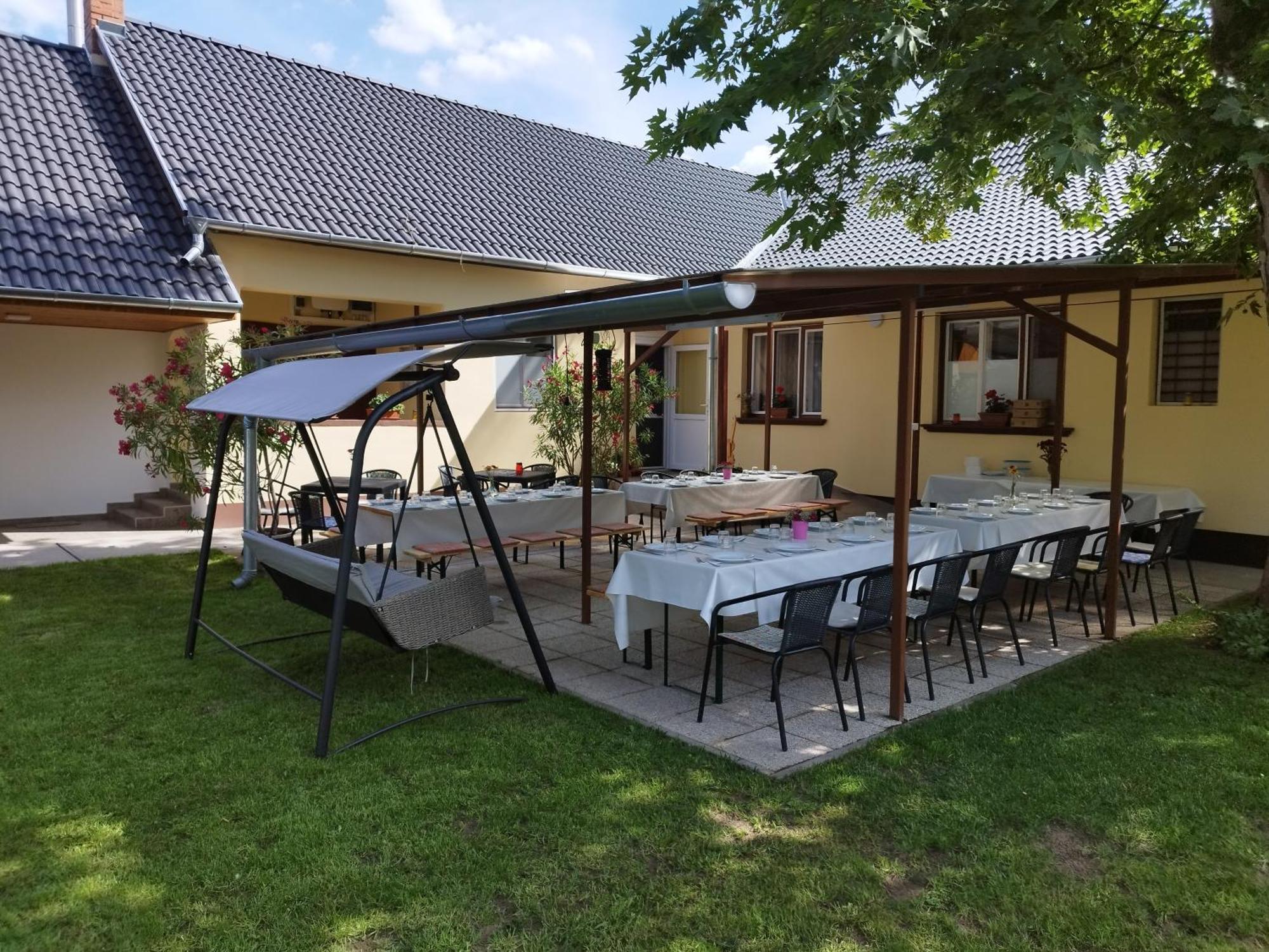 Tartos Szegfu Vendeghaz, Maganszallas Tazlar Екстериор снимка